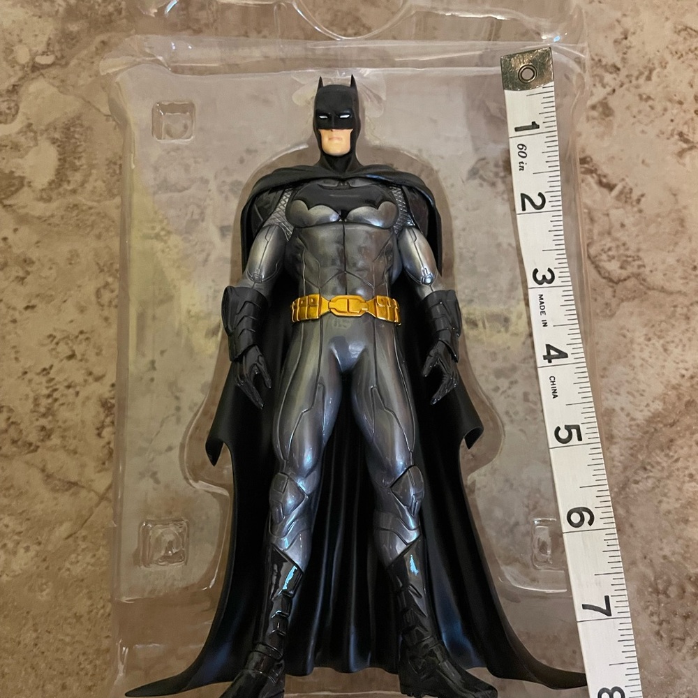 Kotobukia Batman figure by Artfx - 1/10 scale